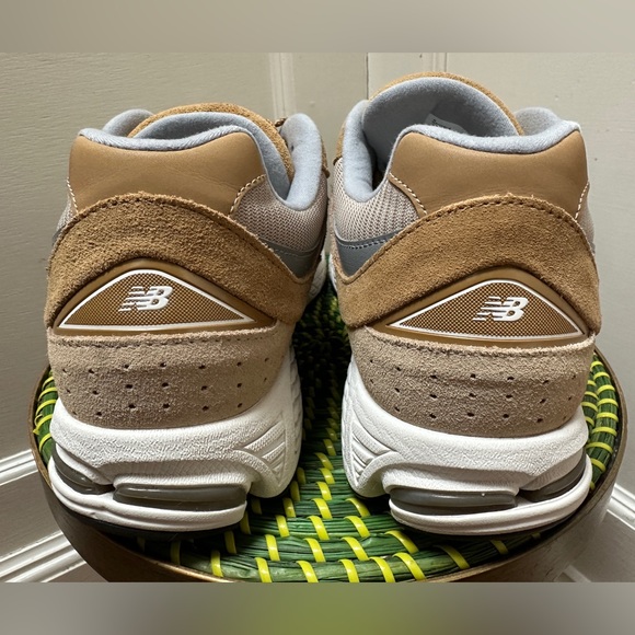 New Balance 2002R - Size: US Men’s 11 - Picture 5 of 6